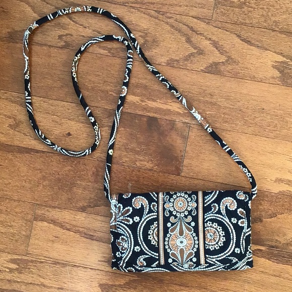 Vera Bradley Handbags - VERA BRADLEY CROSSBODY BAG